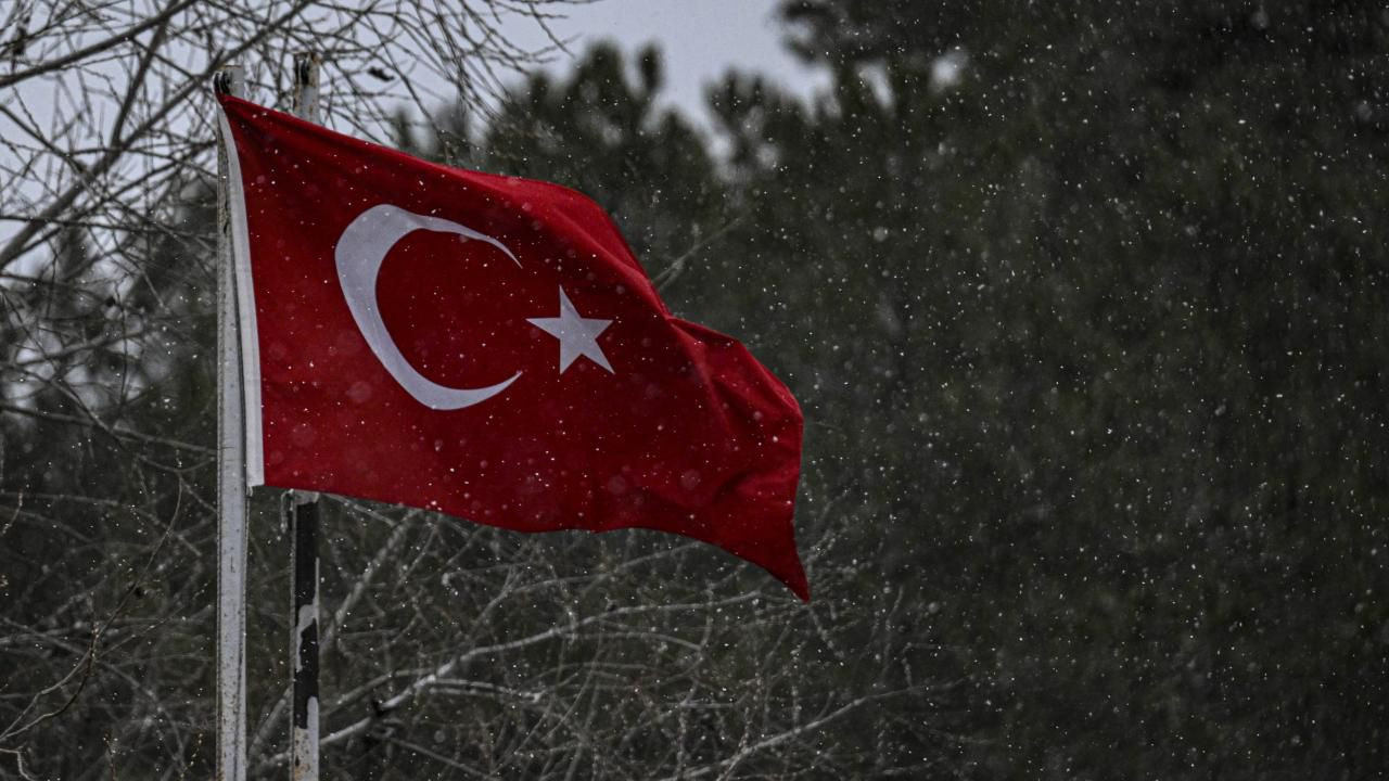 Ankara yeni güne bembeyaz uyandı - Resim: 4