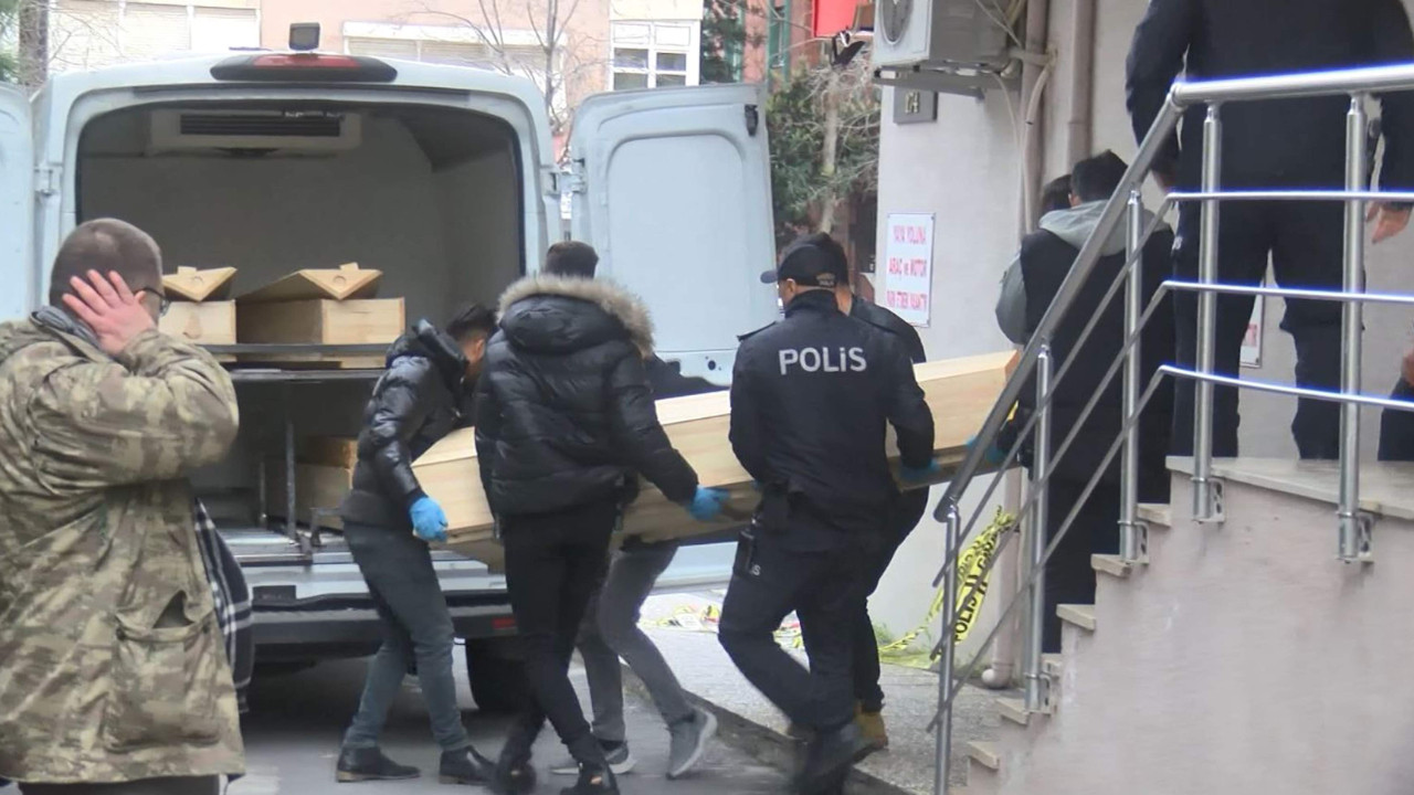 İstanbul'da vahşet! Bıçakladı, kızgın yağ döküp intihar etti