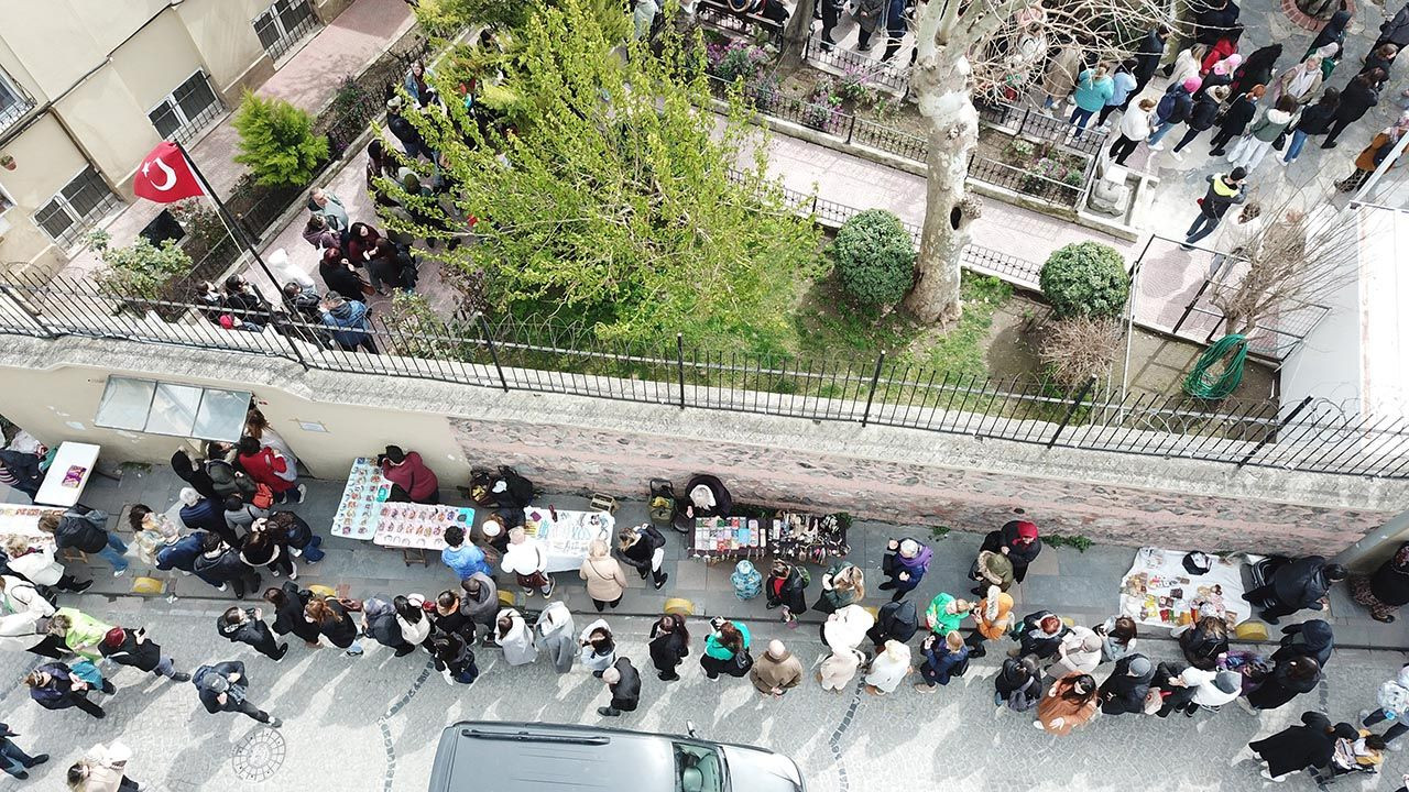 İstanbul'da ''Ayın Biri'' yoğunluğu! Metrelerce kuyruk oluştu - Resim: 4