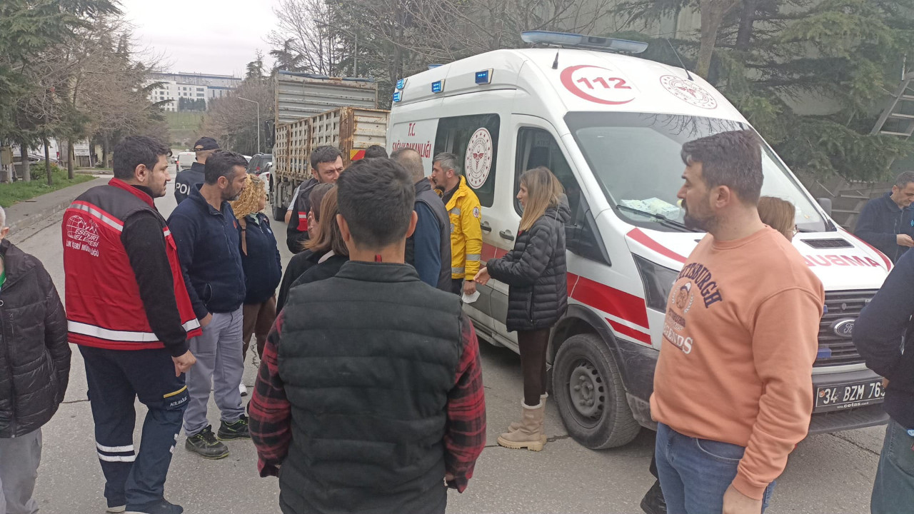İstanbul'da kimyasal sızıntı paniği: İşçiler hastaneye kaldırıldı
