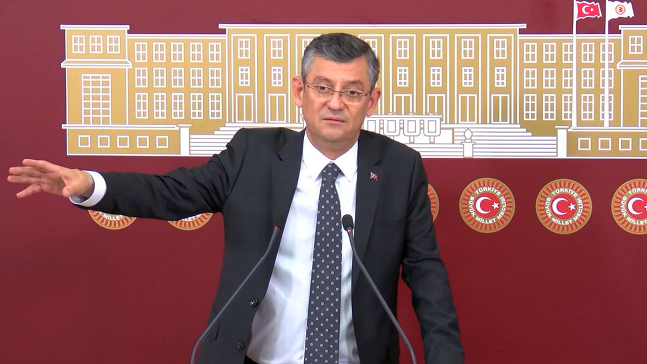 CHP'li Özgür Özel Kılıçdaroğlu'na ilk kez bayrak açtı