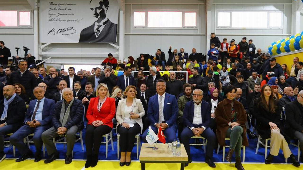 Saran Group Cumhuriyetin 100. yılında 24. spor salonu ''Atatürk Spor Salonu''nu İzmit’te açtı