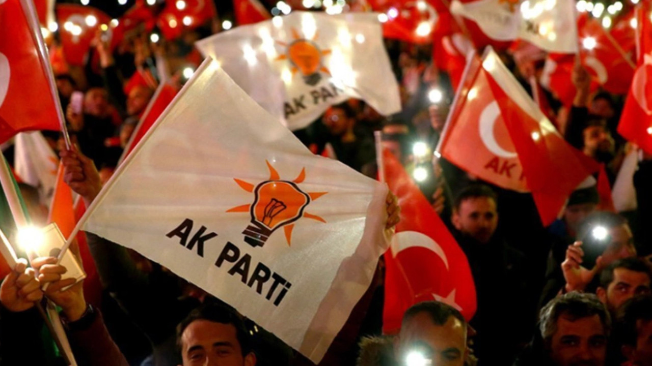 CHP'li isim AK Parti listelerini yorumladı: Dönekler kampı gibi...