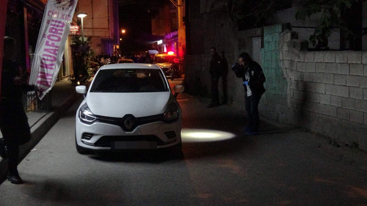 İzmir'de korkunç cinayet! Yolunu kesip katlettiler