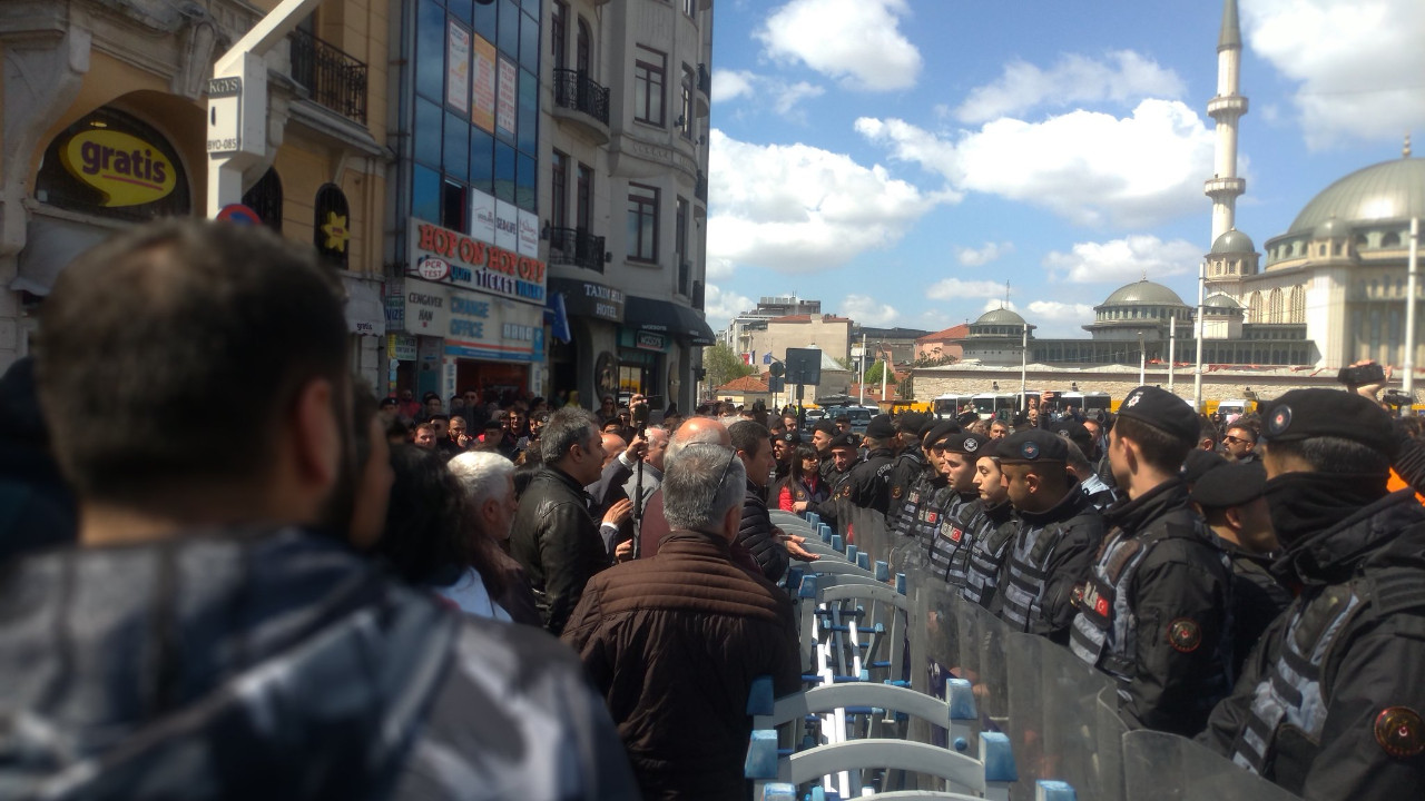 Kazancı Yokuşu’nda 1 Mayıs anmasında yürüyüşe polis engeli