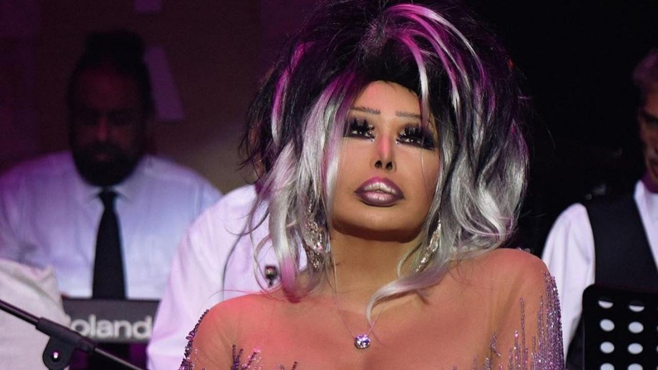 Bülent Ersoy sahne kıyafetiyle gündem oldu