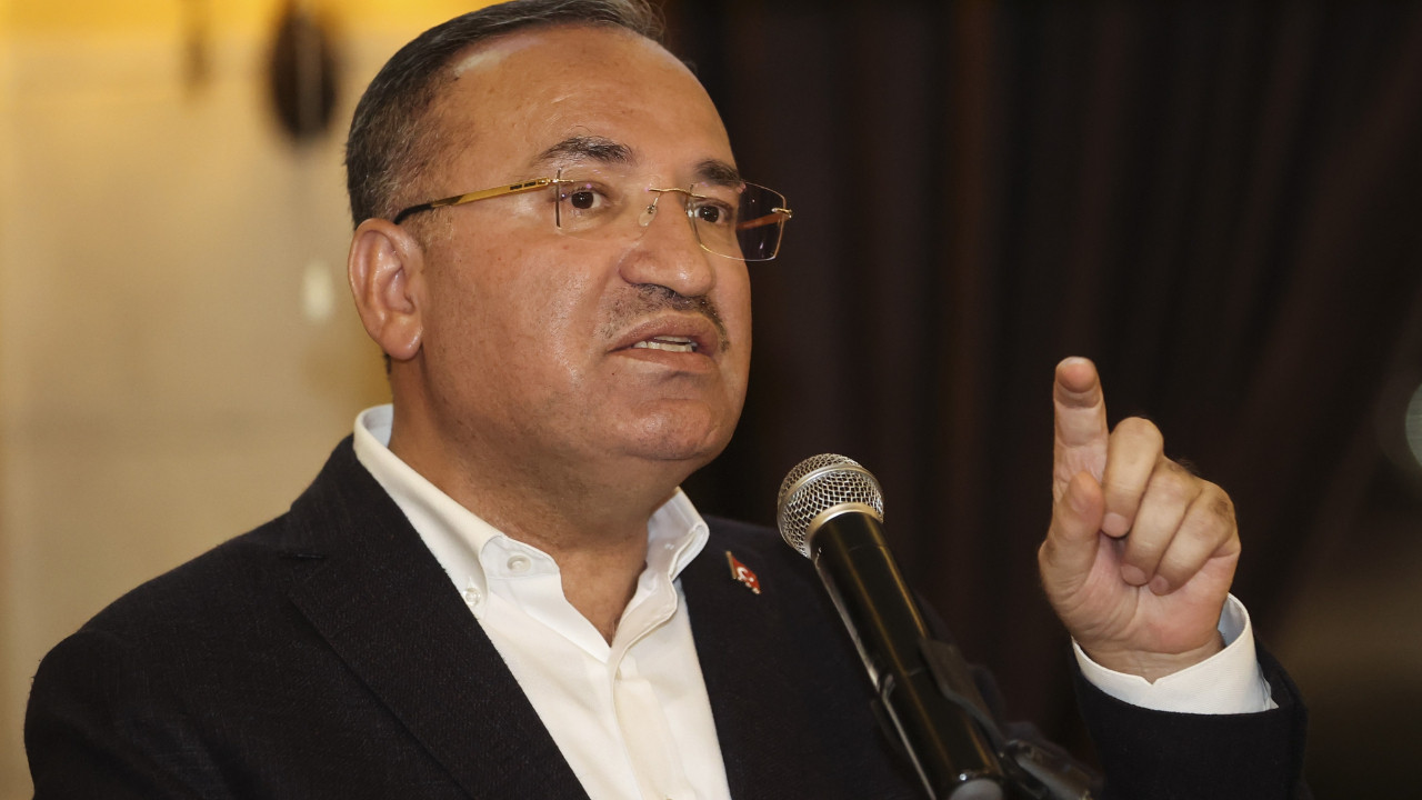 Adalet Bakanı Bozdağ: ''Kasetleri ortaya çıkınca kıyamet kopacak''