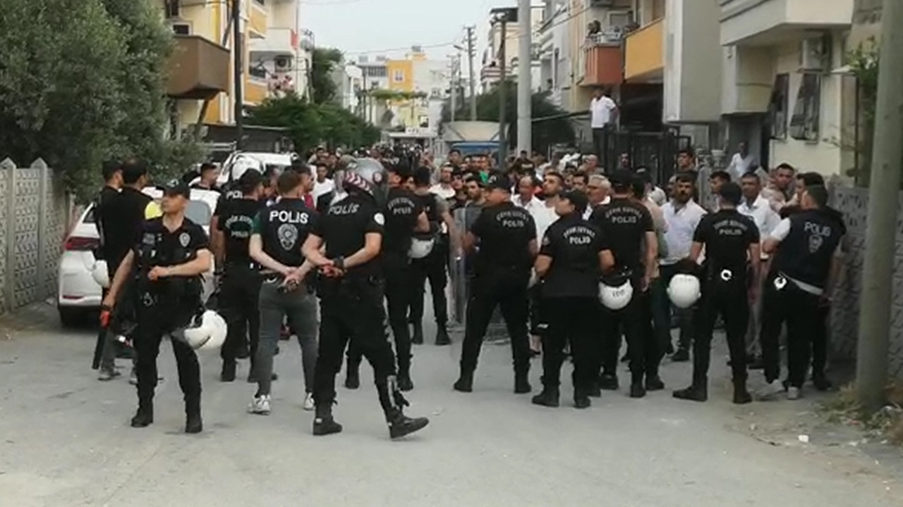 Sandığa kan sıçradı! Oy sayımında bıçaklı kavga
