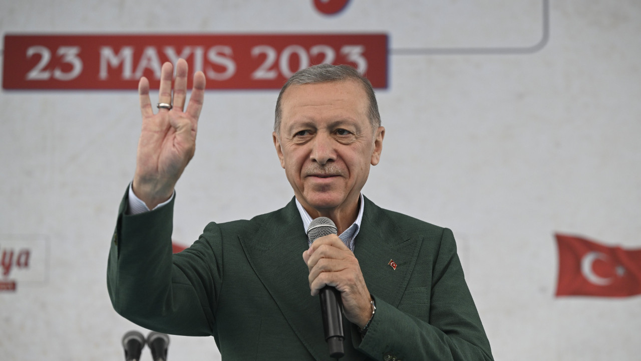 Erdoğan'dan 2'nci tur öncesi emeklilere çifte zam müjdesi