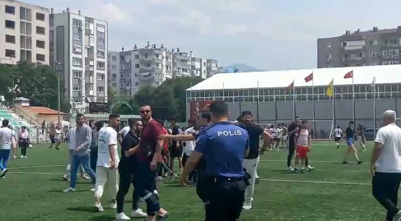 Skandal! Kadın futbolcular tekme tokat saldırıya uğradı - Resim: 4