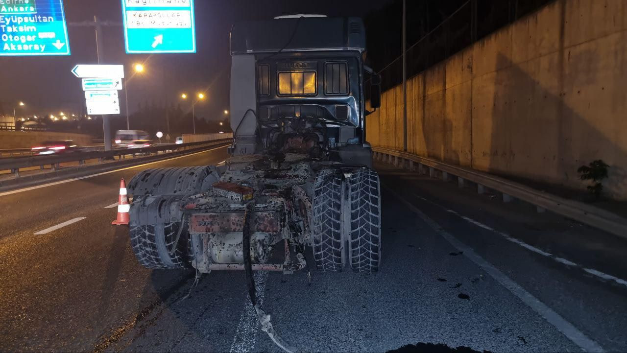 İstanbul'da yine açık damper kazası! Faciadan dönüldü - Resim: 2