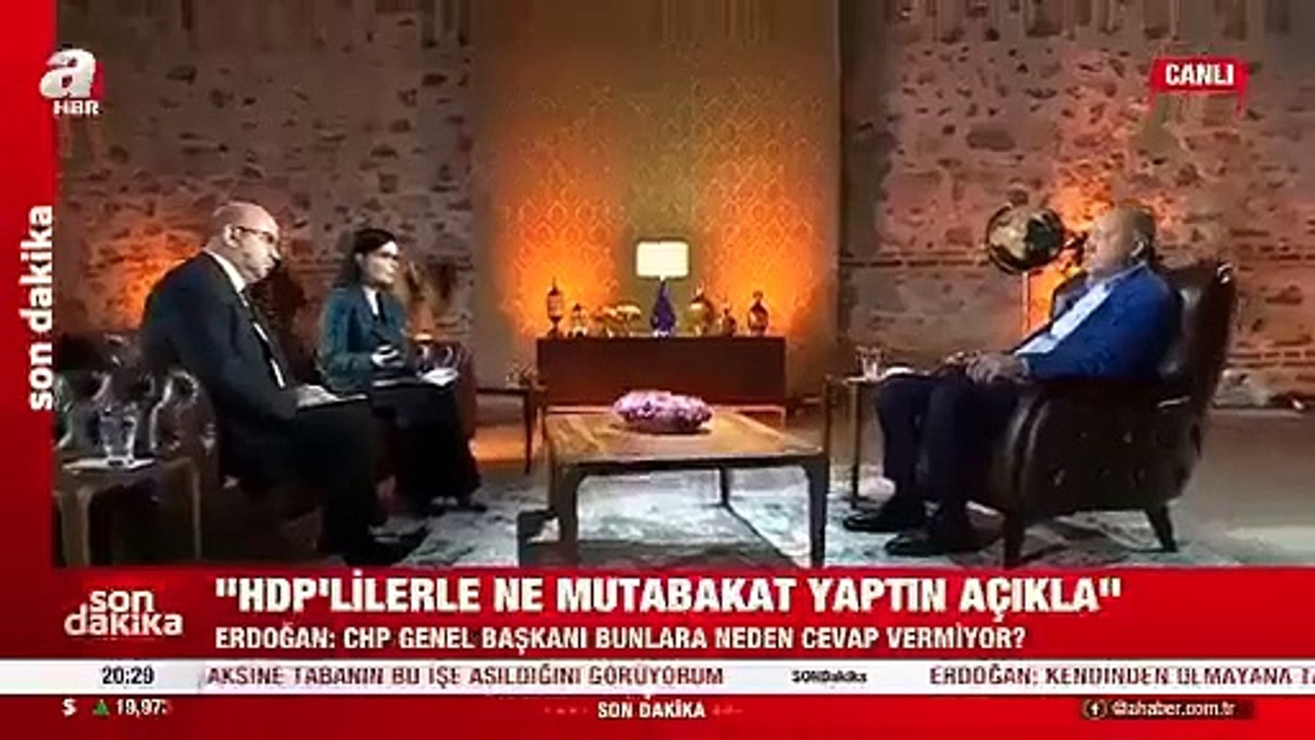 Erdoğan canlı yayında uyuyakaldı