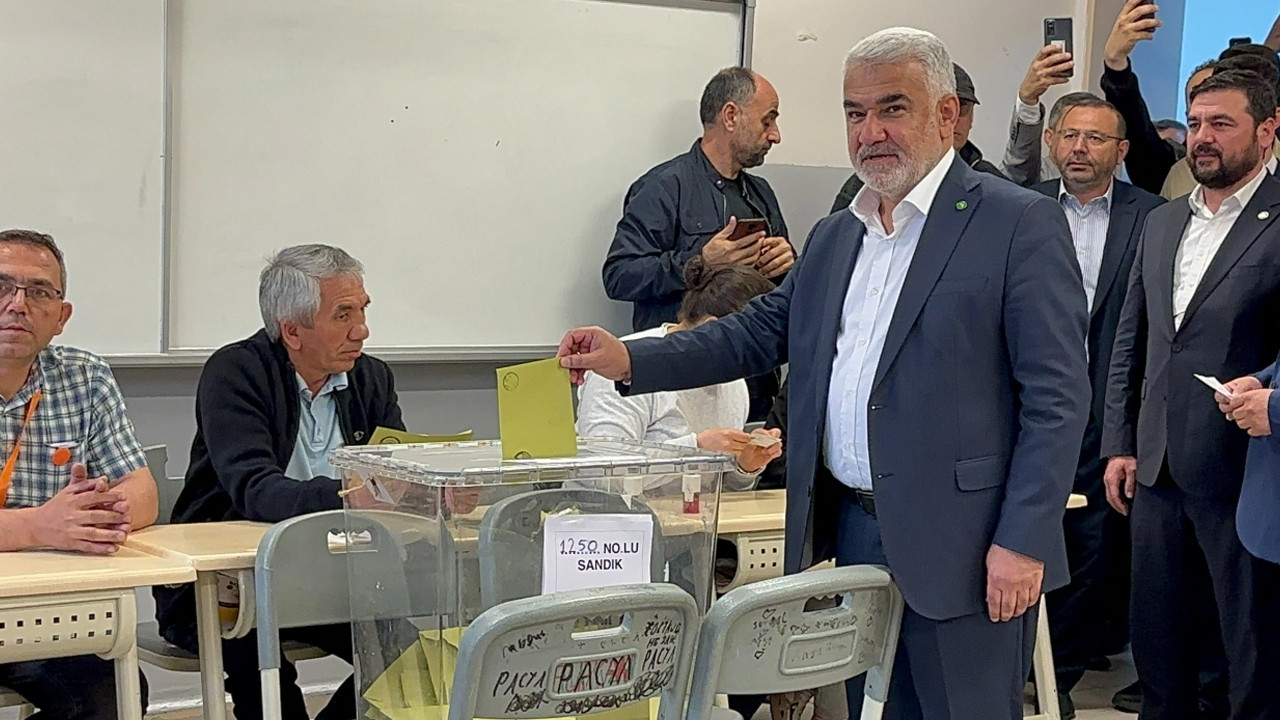 HÜDA PAR Genel Başkanı Yapıcıoğlu oyunu kullandı