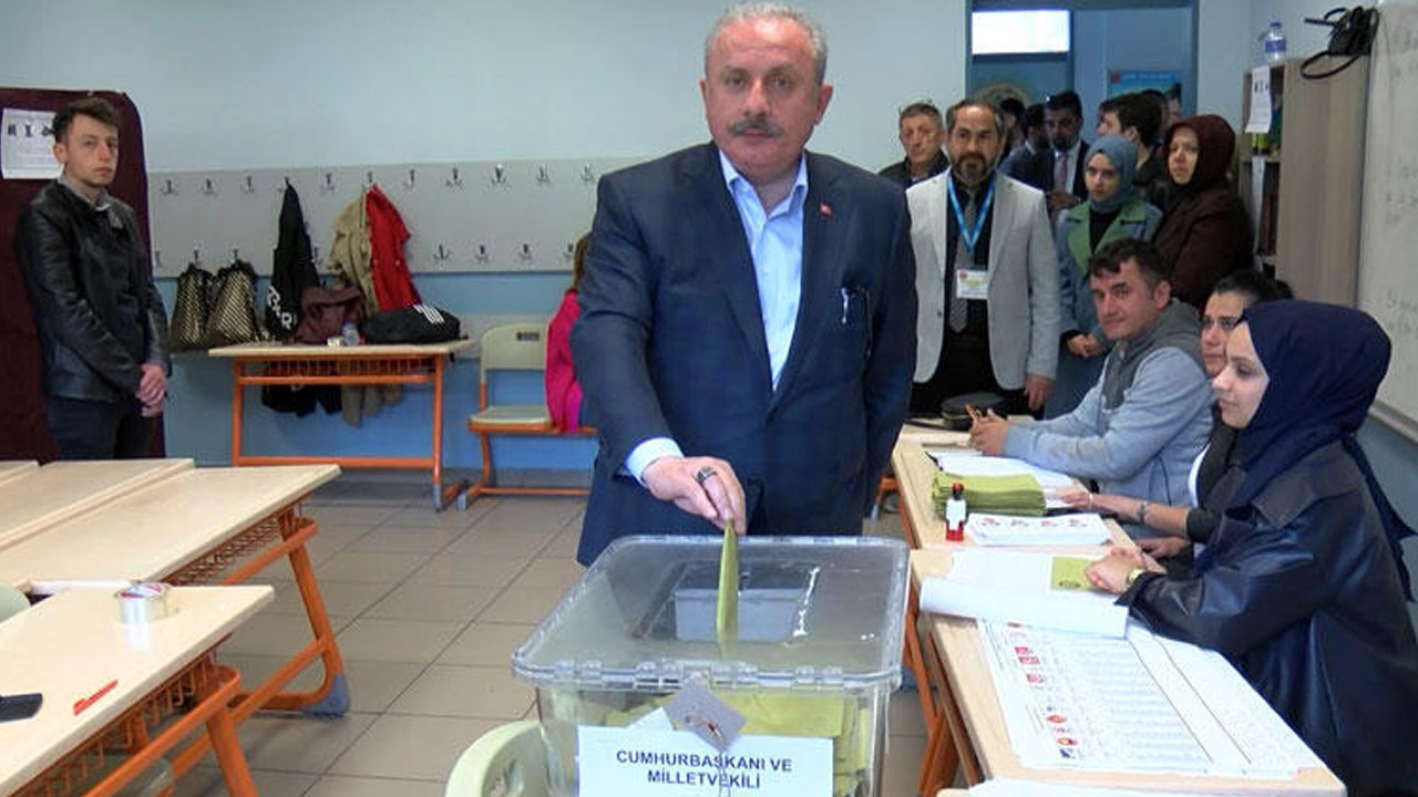 TBMM Başkanı Mustafa Şentop oyunu kullandı