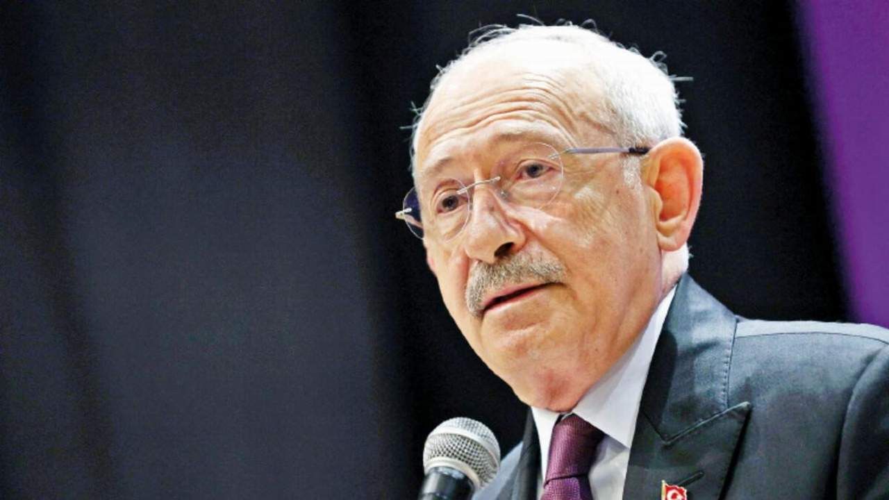 CHP'de şok iddia: Kılıçdaroğlu 17 ismin istifasını istedi!