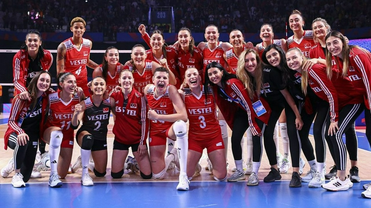A Milli Kadın Voleybol Takımı, Sırbistan'ı yıktı