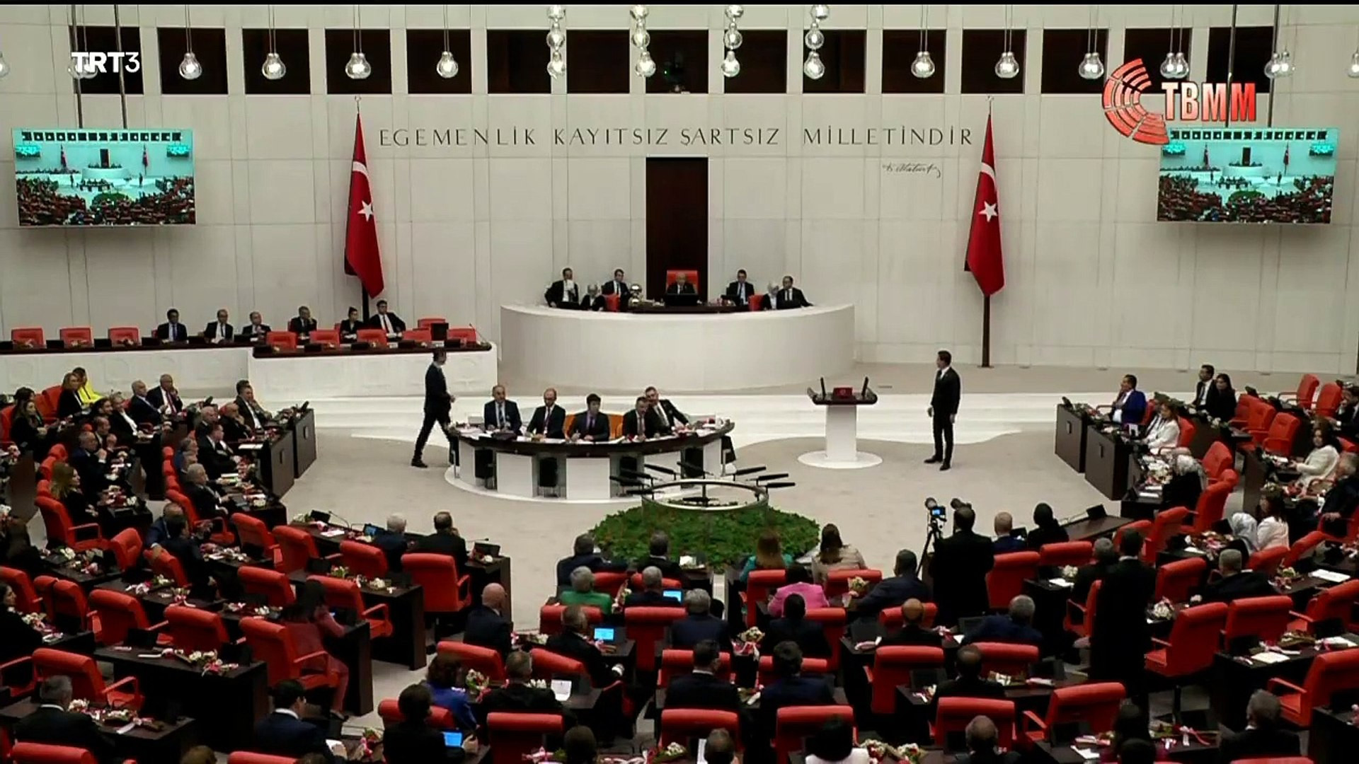 Osman Gökçek milletvekili yeminini yanlış okudu