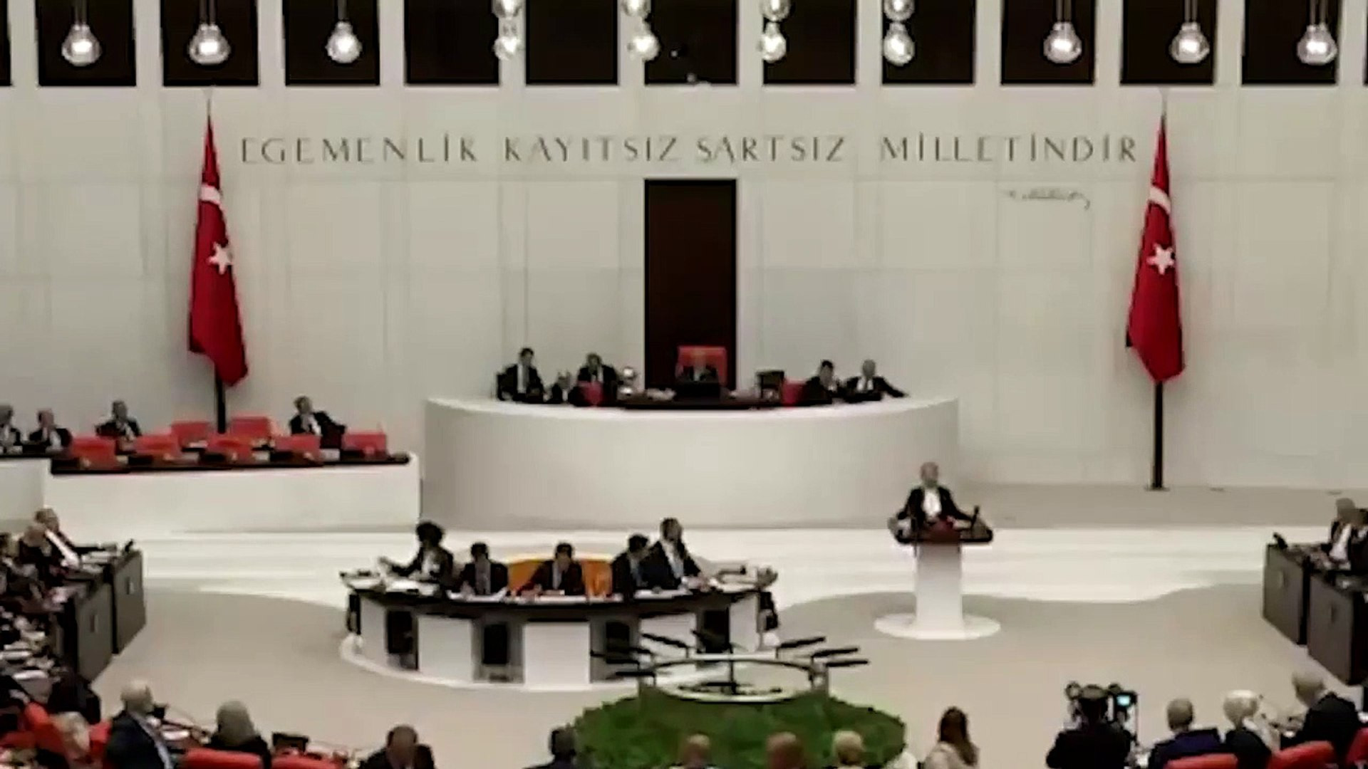 Meclis'teki yemin törenine damgasını vuran Atatürk vurgusu