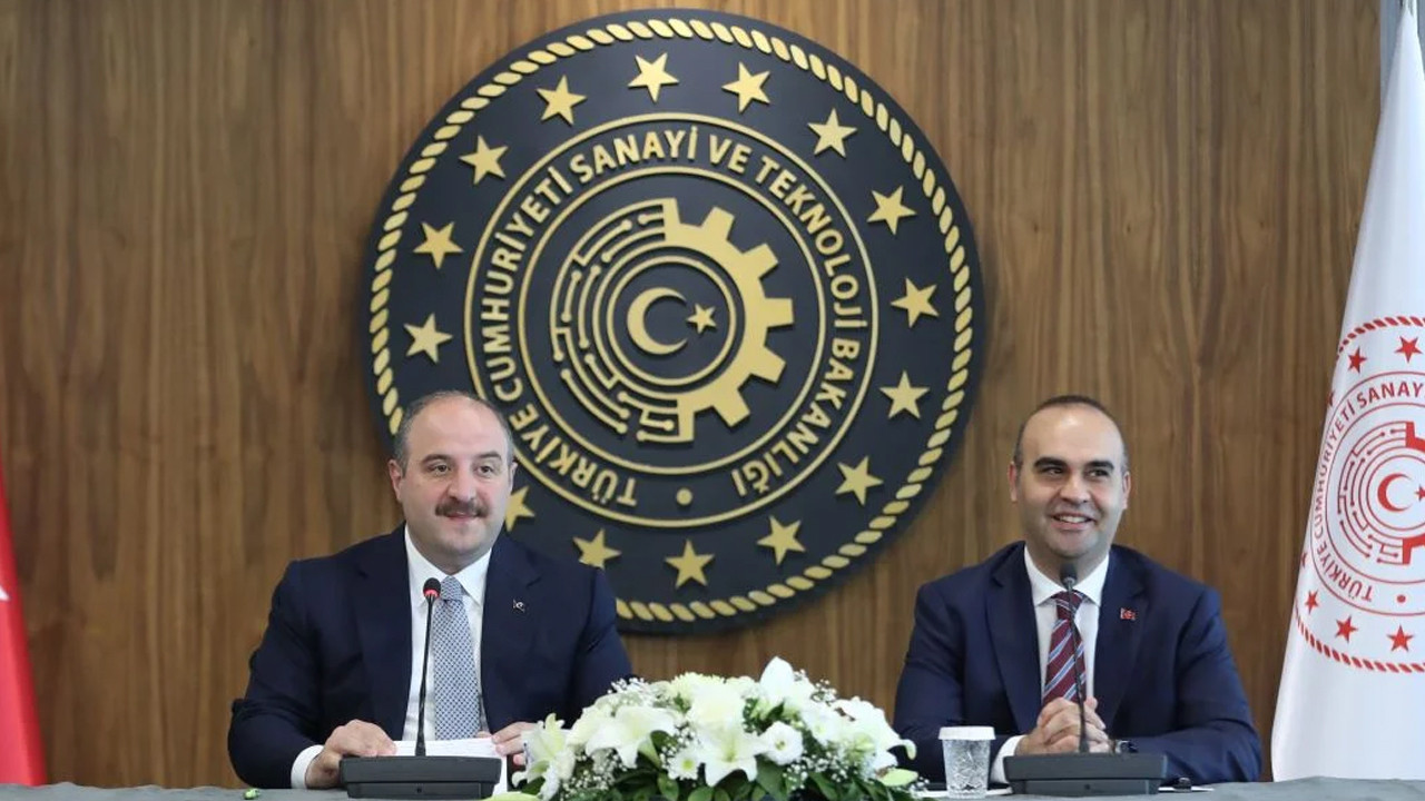 Yeni Sanayi ve Teknoloji Bakanı görevi devraldı
