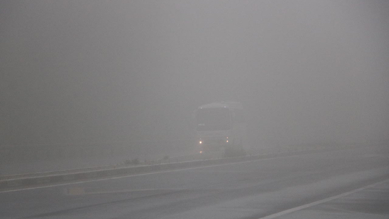 Bolu Dağı'nda göz gözü görmüyor