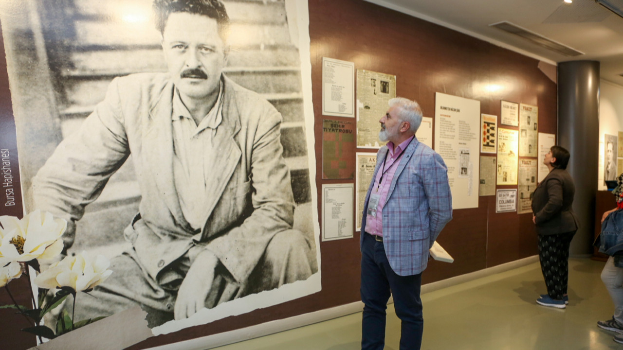 Nazım Hikmet ölümünün 60. yıl dönümünde Şişli'de anıldı
