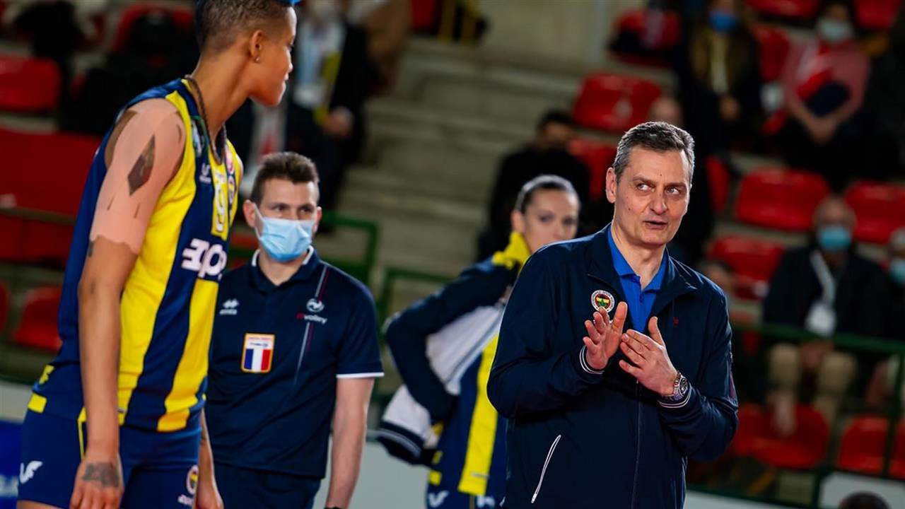 Fenerbahçe ayrılık haberini doğruladı