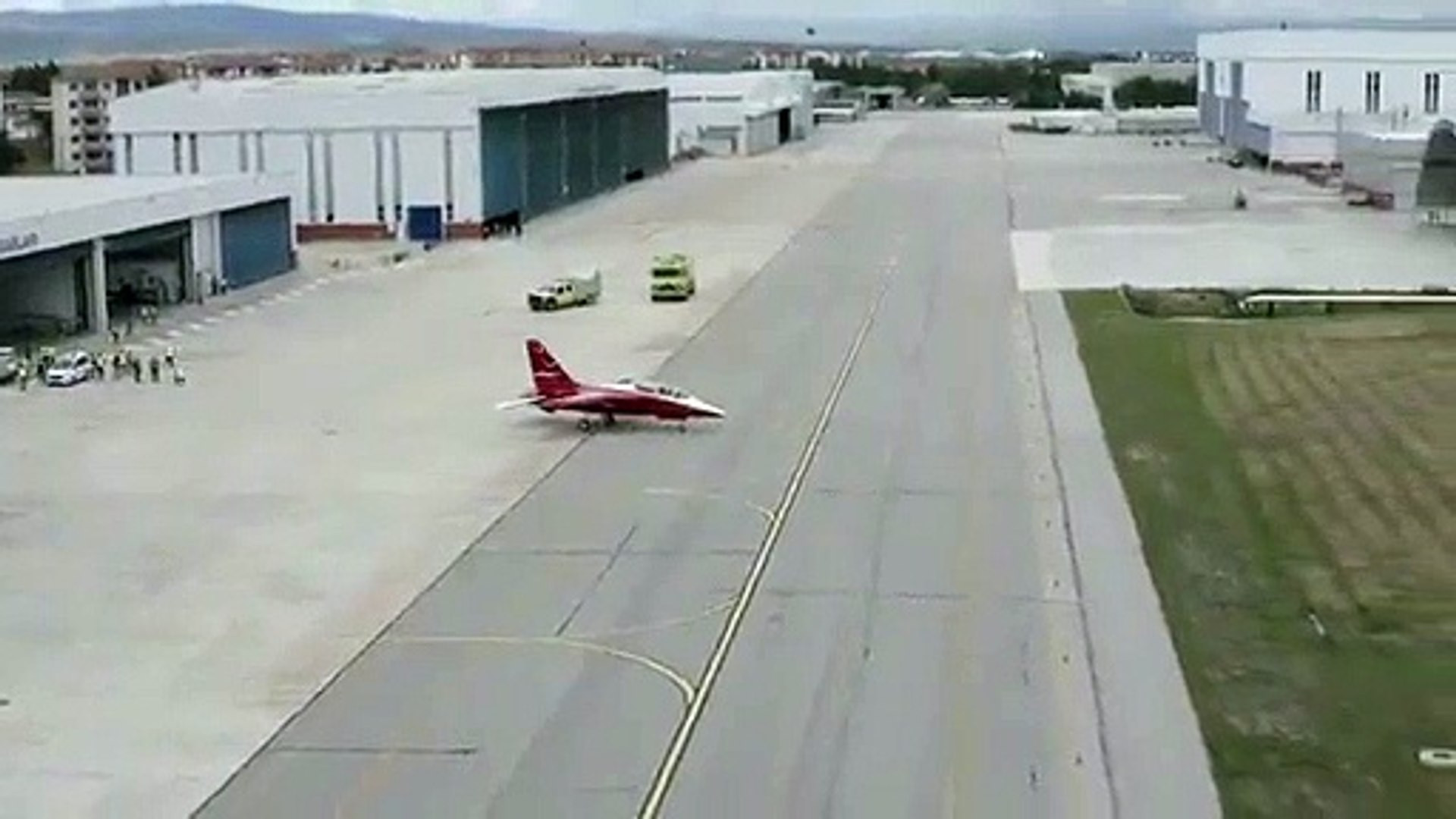 Türkiye'nin gururu HÜRJET gökyüzüyle buluştu