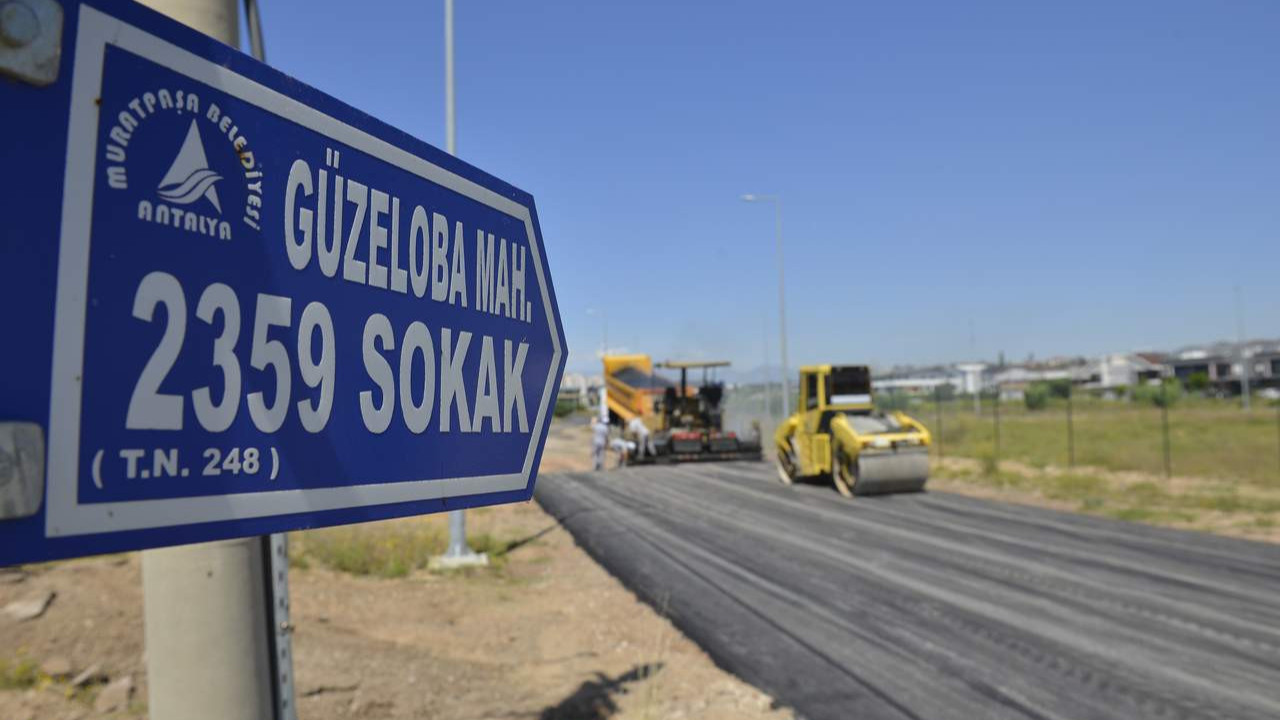 Muratpaşa Belediyesi'nden Güzeloba’ya sıfır asfalt
