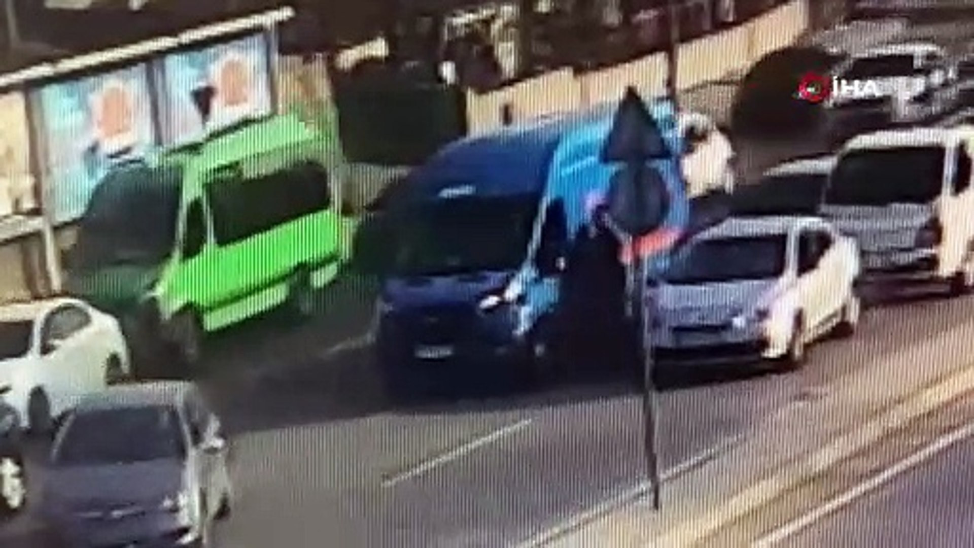 İstanbul’da trafikte yumruklu yol verme kavgası dehşeti