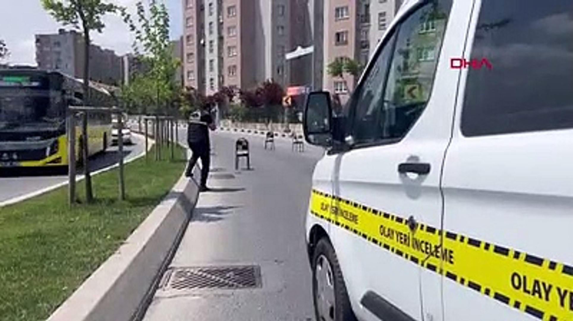 İstanbul'da güpe gündüz silahlı saldırı kamerada
