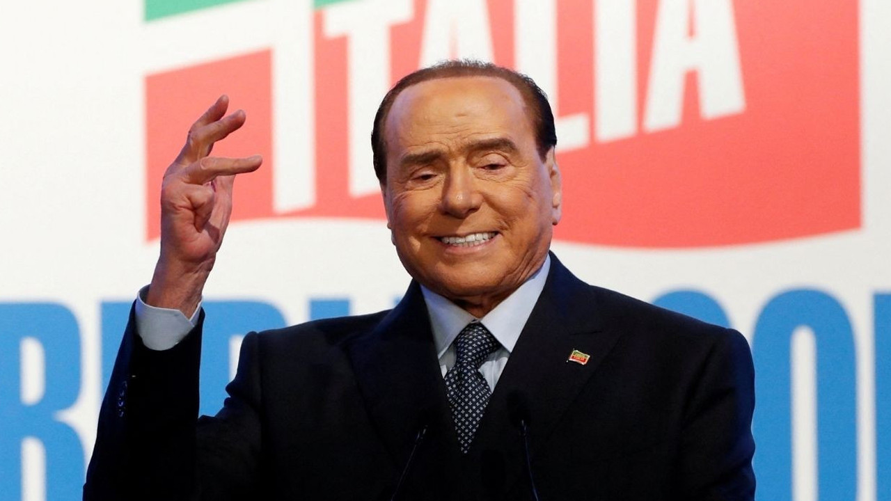 Berlusconi'nin cenazesine Türkiye'den 2 isim katılacak