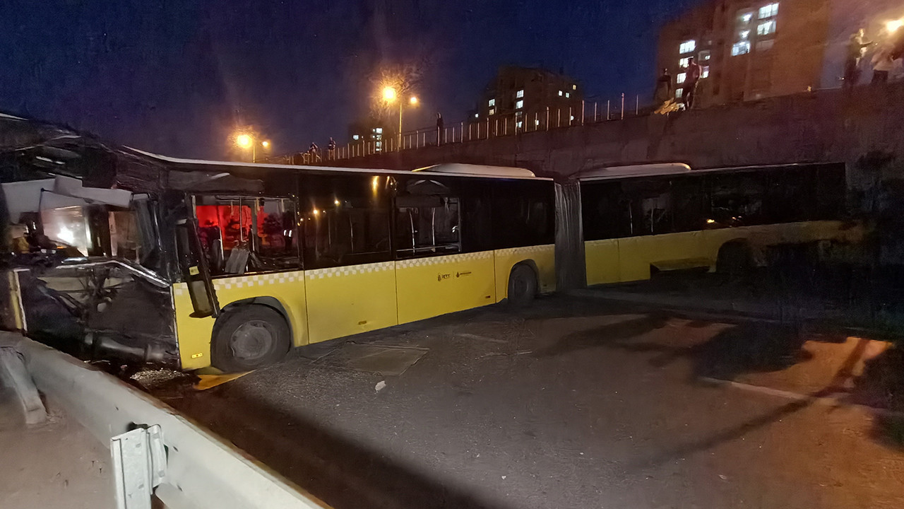 İstanbul'da İETT otobüsü 7 metreden alt yola uçtu
