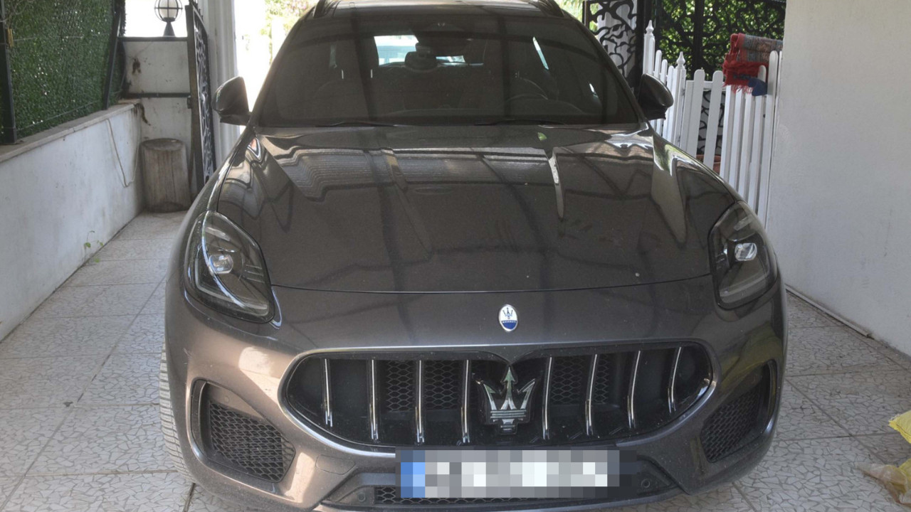 Maseratili polis memuru açığa alındı