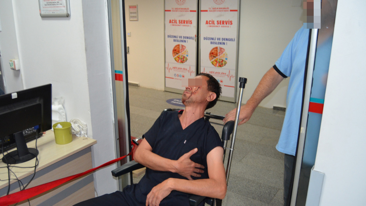 Hastanede sağlık çalışanına ''çarşaf'' dayağı