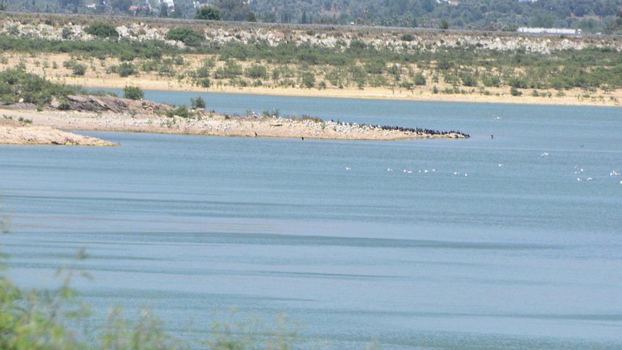 Tatil cennetinde alarm! 36 günlük su, 9 günde tükendi