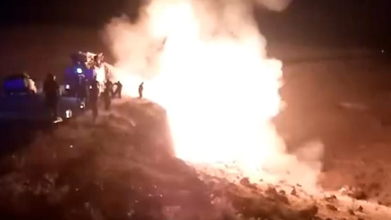Dehşete düşüren kaza! 4 kişi yanarak can verdi