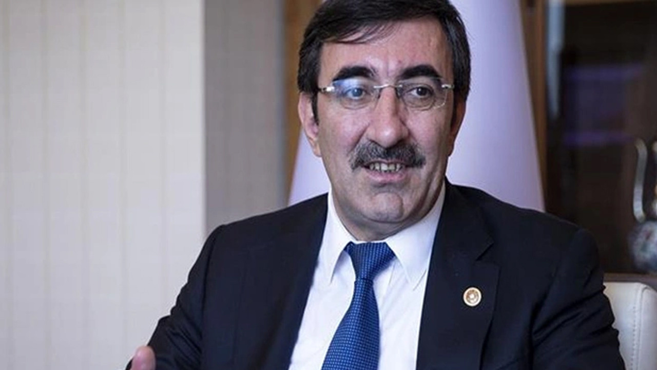 Cumhurbaşkanı Yardımcısı Cevdet Yılmaz'dan patlama sonrası geçmiş olsun mesajı