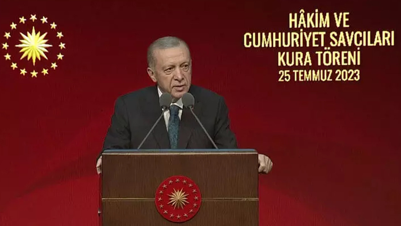 Erdoğan'dan yeni anayasa açıklaması: Önceliklerimizin en başında...