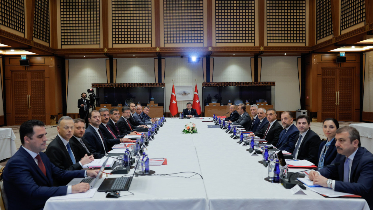 Beştepe'de ekonomi zirvesi sona erdi: ''Yapısal reform politikaları güncellenecek''