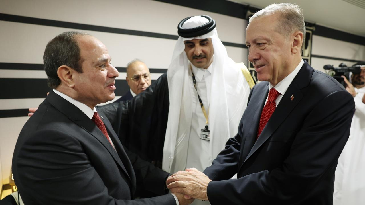 Sisi'nin Türkiye ziyareti ertelendi