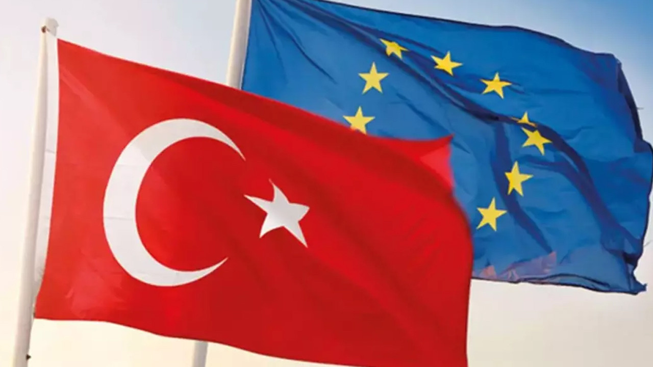 AB'den Türkiye'ye vize serbestisi açıklaması: Tarih verildi