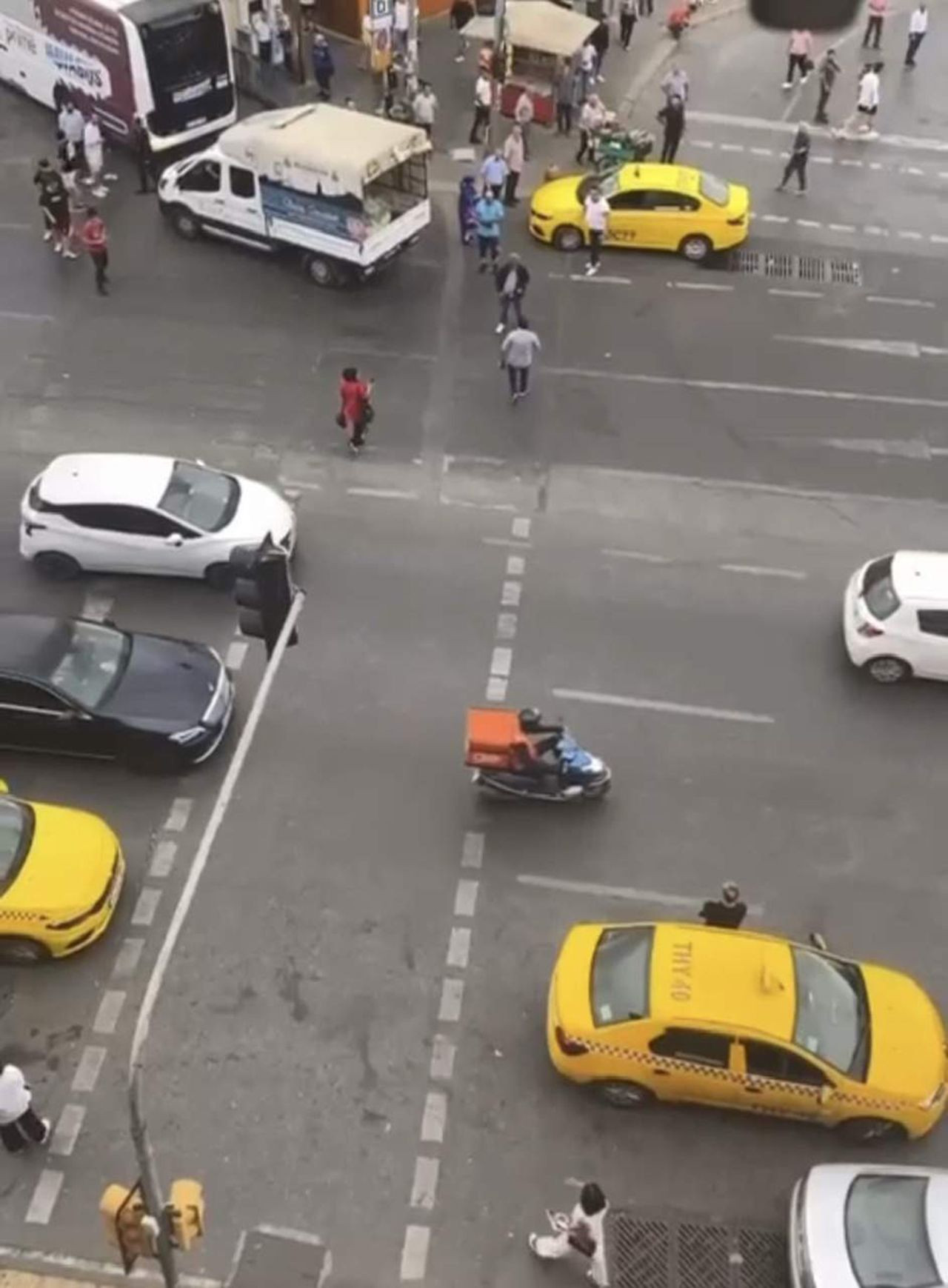 İstanbul'da yine taksici - yolcu kavgası!