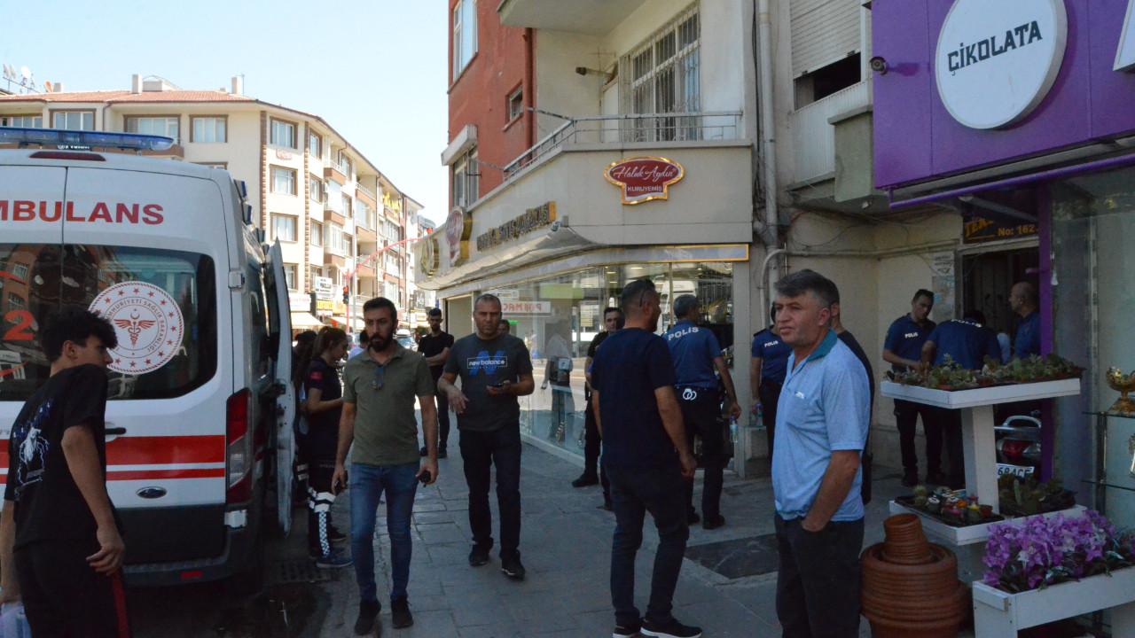 Eve kanlı baskın: 1 ölü, 2 yaralı