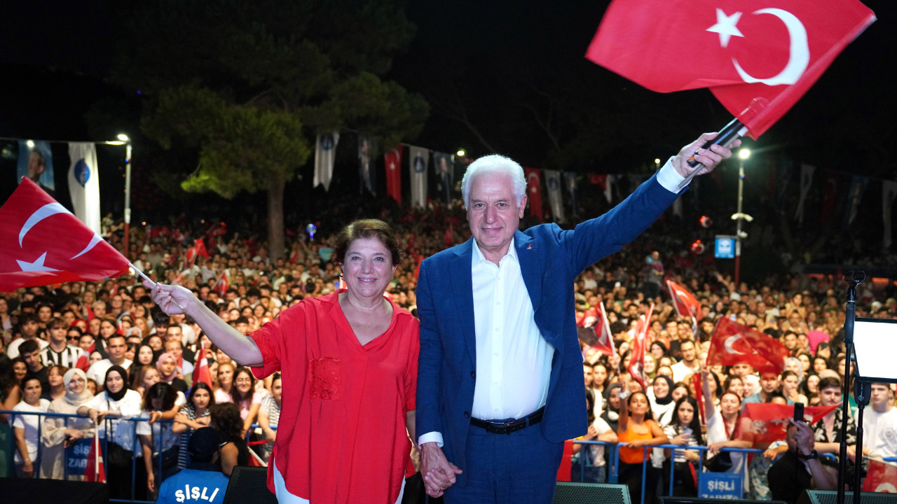 Büyük Zafer'in 101'inci yılı Şişli'de coşkuyla kutlandı