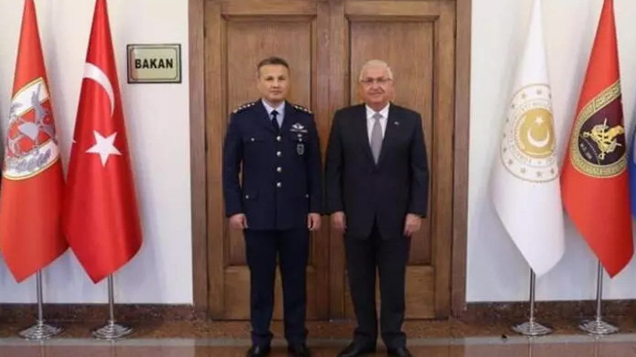 Bakan Güler, uzaya gidecek ilk Türk pilotu kabul etti