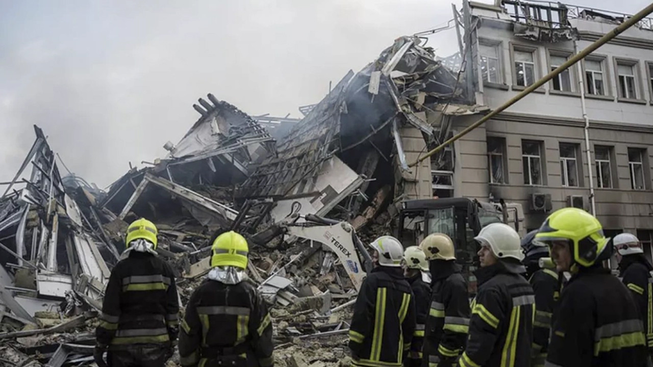 Rusya Ukrayna’yı vurdu: Çok sayıda ölü ve yaralı var