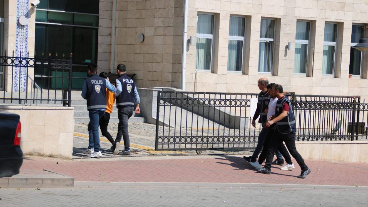 Yabancı uyruklu dolandırıcılara suçüstü