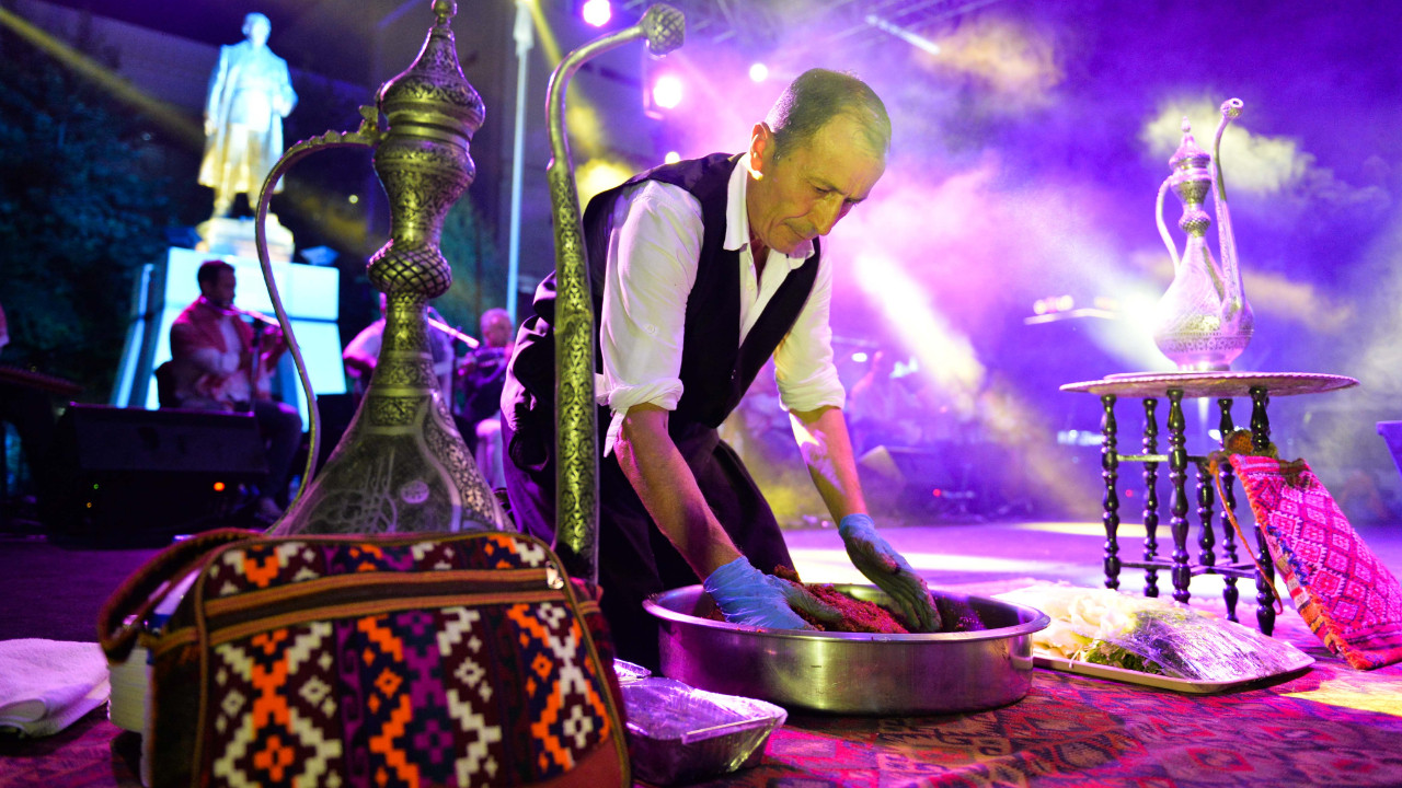 Muratpaşa'd Türkiye’nin festivali: Yöreler Renkler