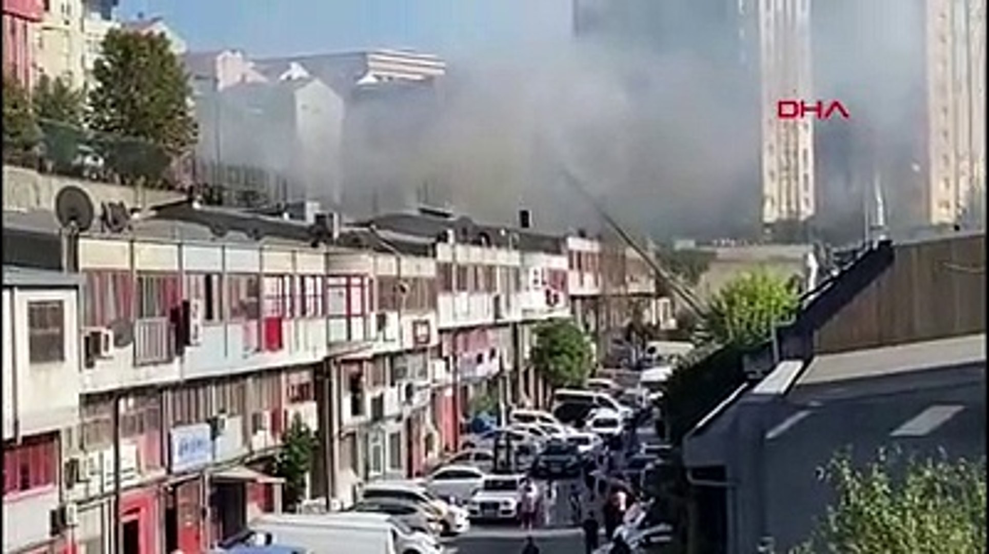 İstanbul'da Matbaacılar Sitesi'nde yangın! Acı haber geldi