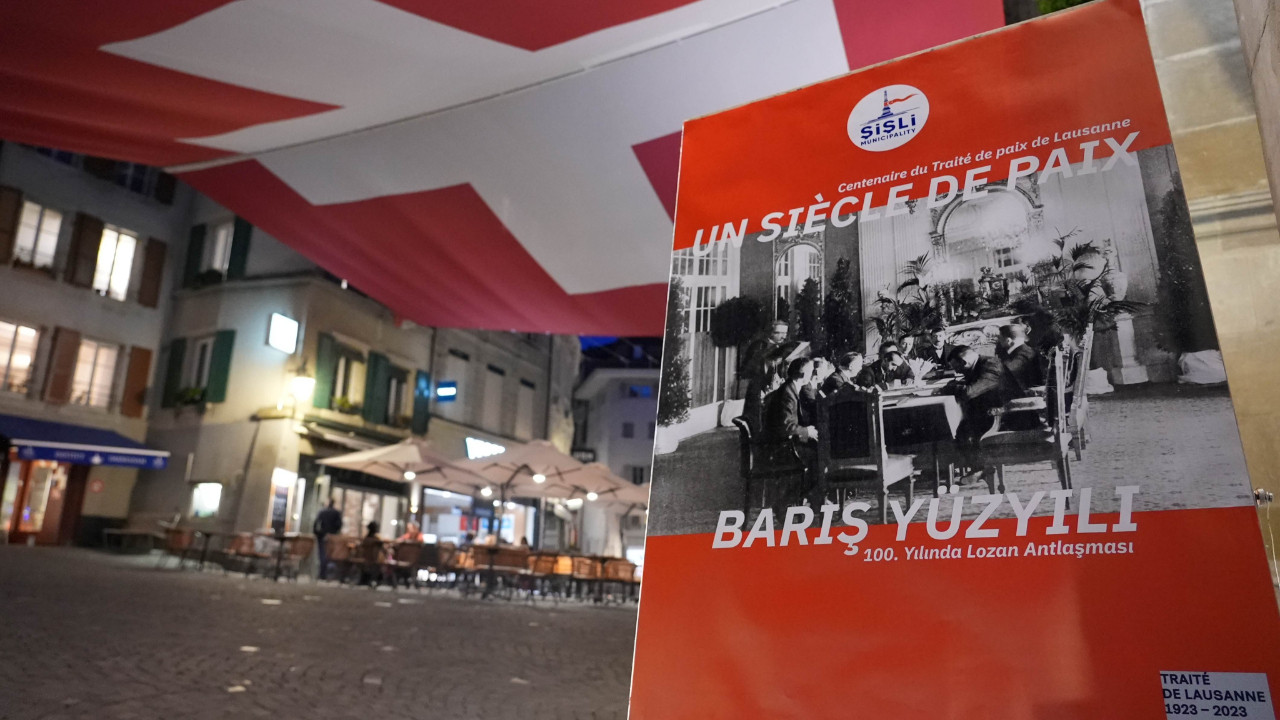 Şişli Belediyesi Barış Yüzyılı sergisini dünyayla buluşturdu